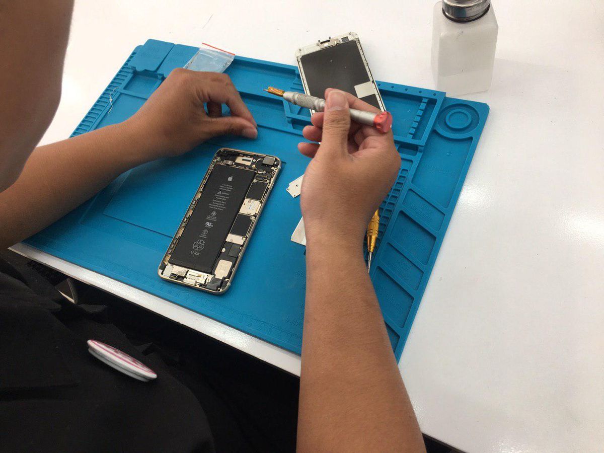 định nghĩa iPhone dựng là gì?
